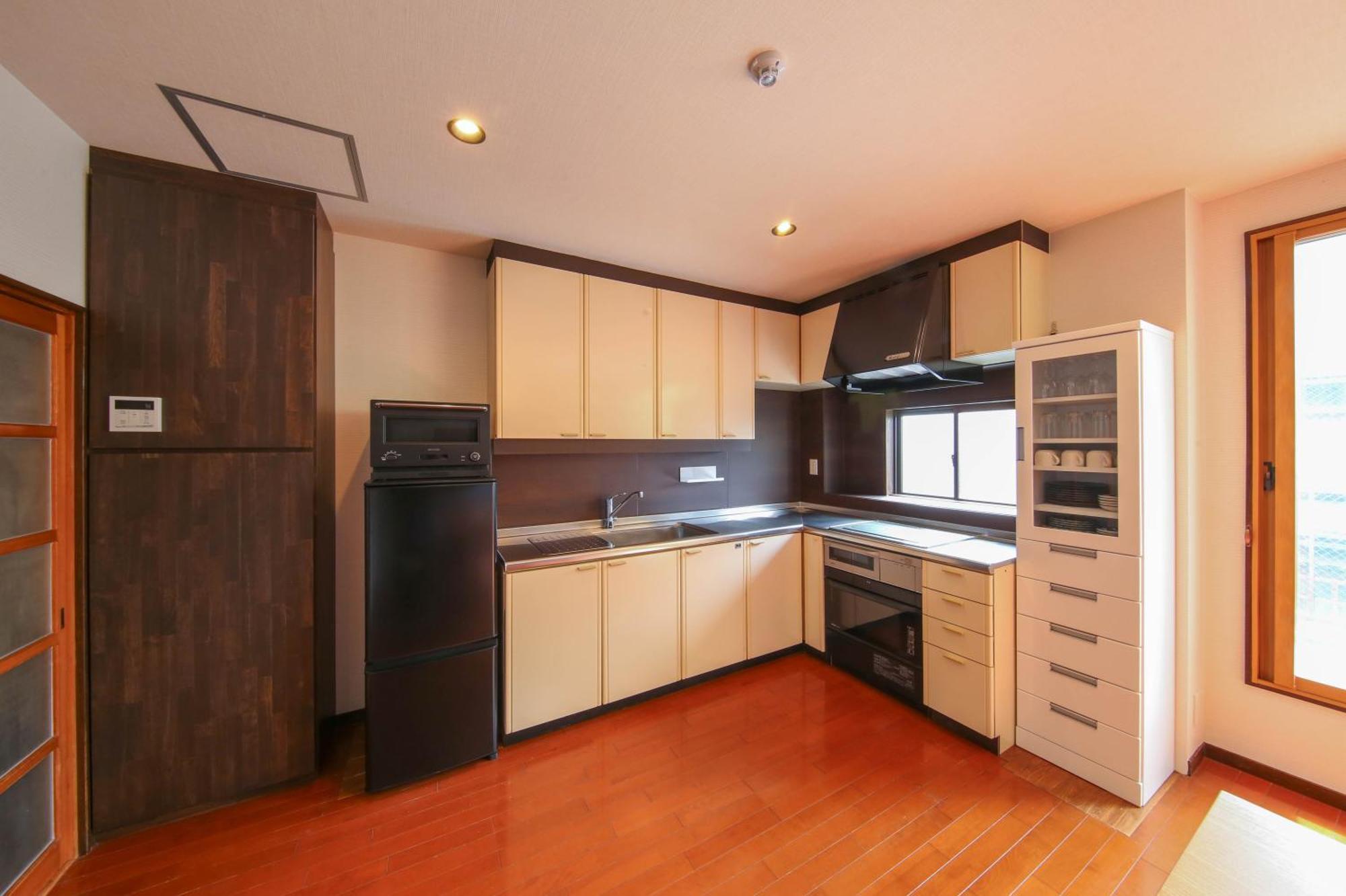 Holiday home Takayamaan 高山駅徒歩3分 古い町並み徒歩5分のベストロケーション 2バスルーム3寝室で広々快適 *